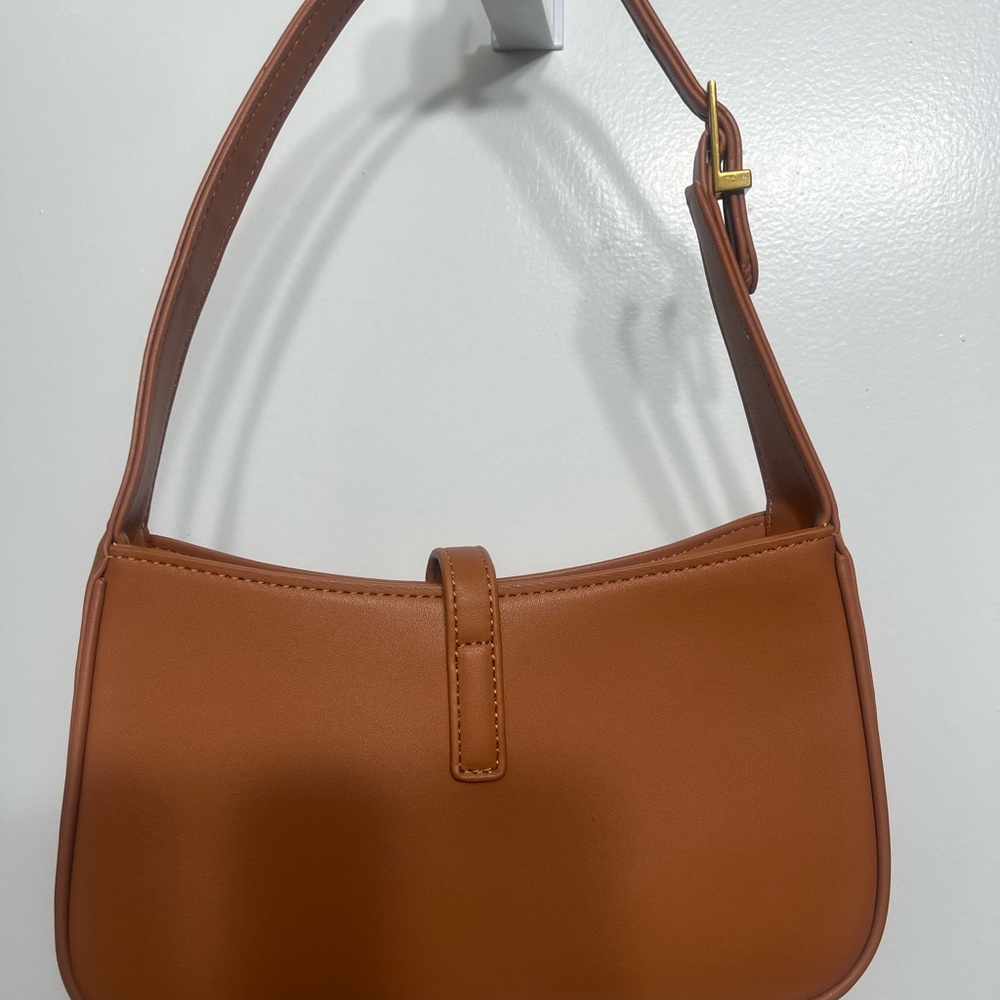 Bag - Picture 2 of 5
